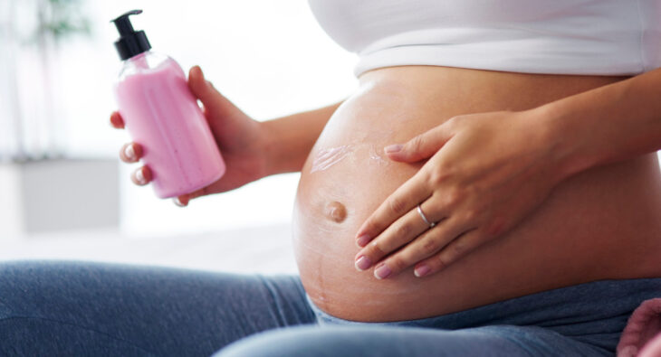 Rozstępy w ciąży – jak się ich pozbyć?