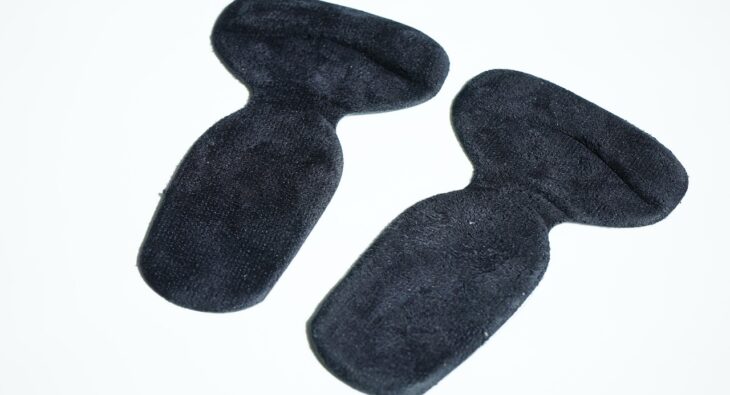 Jak wybrać idealne wkładki ortopedyczne do obuwia i aktywności fizycznej? Odkryj tajemnice zdrowych stóp!